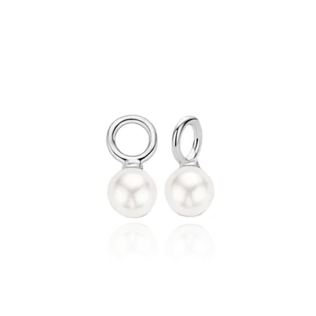 TI SENTO ear charms exist of little white Swarvoski pearls with a diameter of 6mm