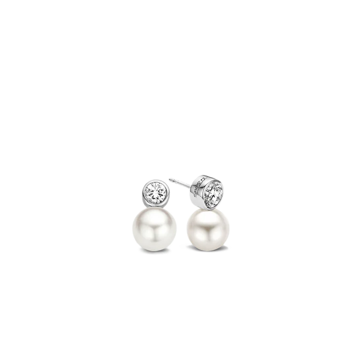 TI SENTO earrings are made from rhodium plated sterling silver and set with white pearls and zirconias