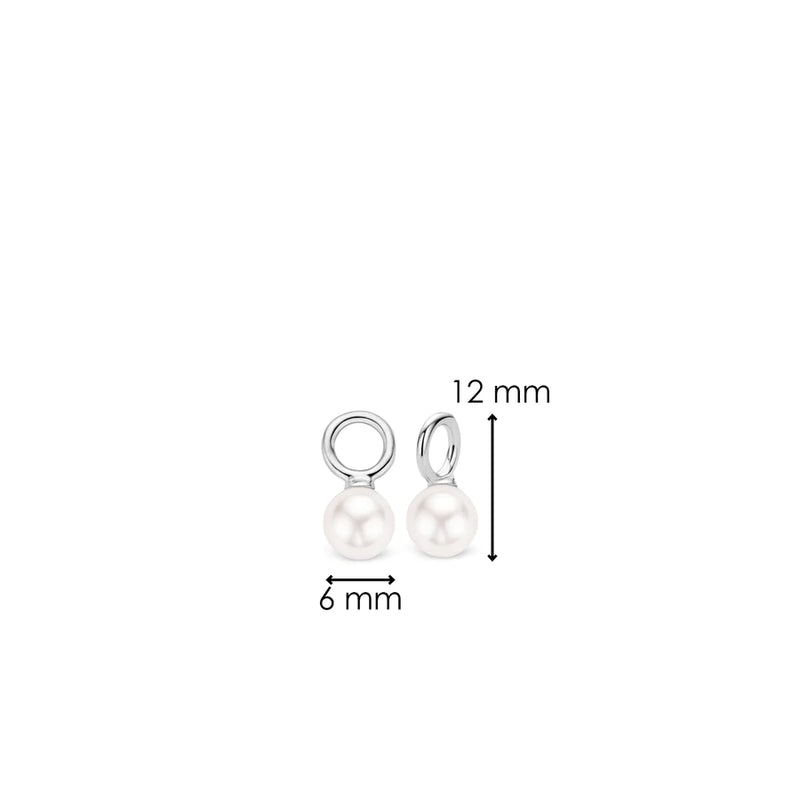 TI SENTO ear charms exist of little white Swarvoski pearls with a diameter of 6mm