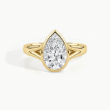 Yellow Gold, Pear, down view