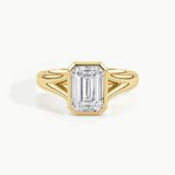 Yellow Gold, Emerald, down view