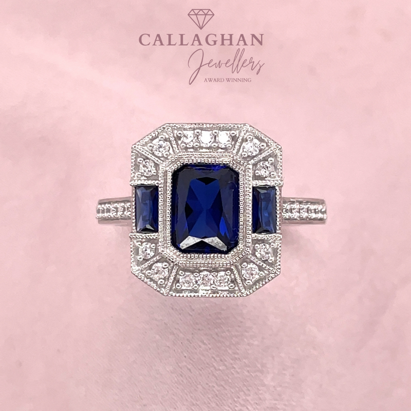 9ct WHITE GOLD SAPPHIRE & CZ RING